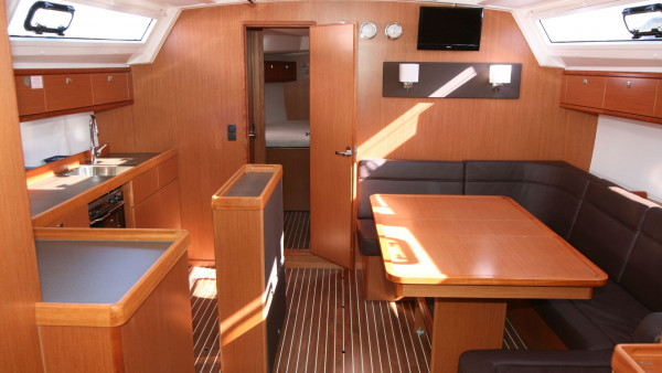 YachtABC - Sailing charter Bavaria Cruiser 46 Croatia Adriatic Sea